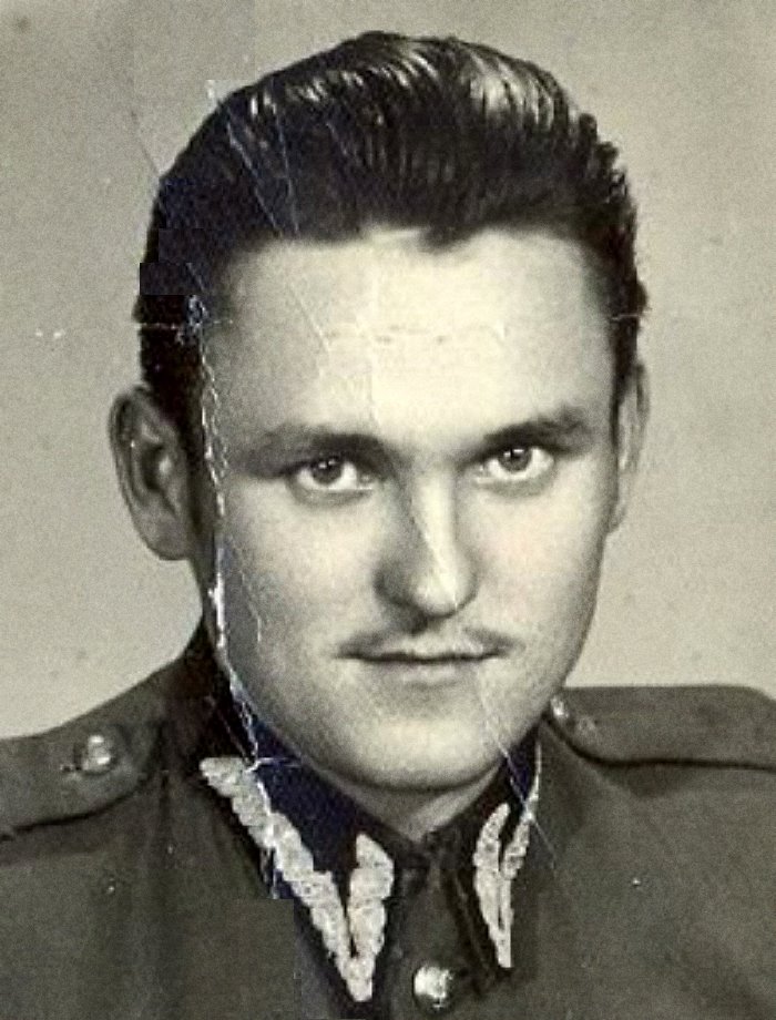 Tadeusz Gnitecki 1939-2004 zoom.jpg